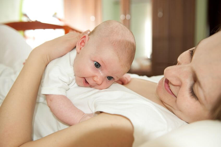 赤ちゃんのしゃっくりが頻繁に起こる原因と止め方！病気の可能性も？！